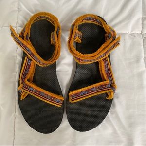 Size 8 Teva Sandals